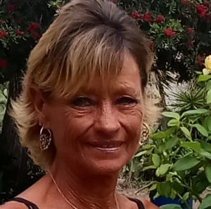 Meet your Posher, Dora